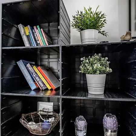 Aldobrandini Charming - Heart Of Apartamento *